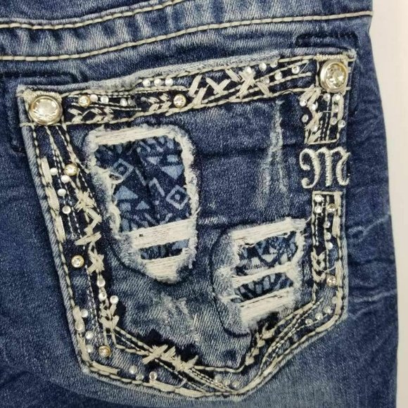 Miss Me Women Mid Rise Capri Jeans Blue Stretch 24 - Picture 7 of 11